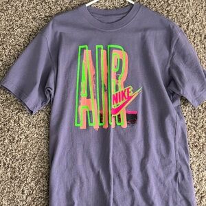 Nike T